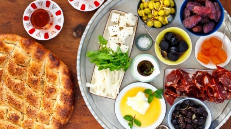 Oruç tutarken halsiz kalmamak için 7 tavsiye