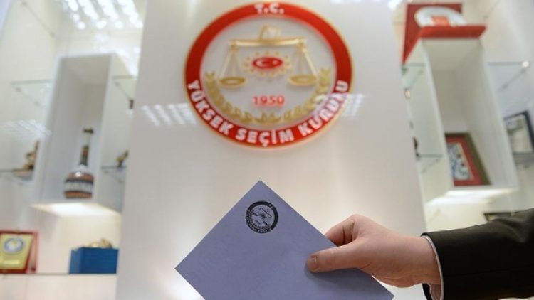 Seçim gecesi YSK’nın da veri akışını kestiği ortaya çıktı
