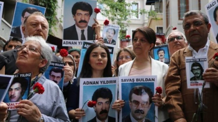 Cumartesi Anneleri: Buldan, Yıldırım ve Karay için toplandı