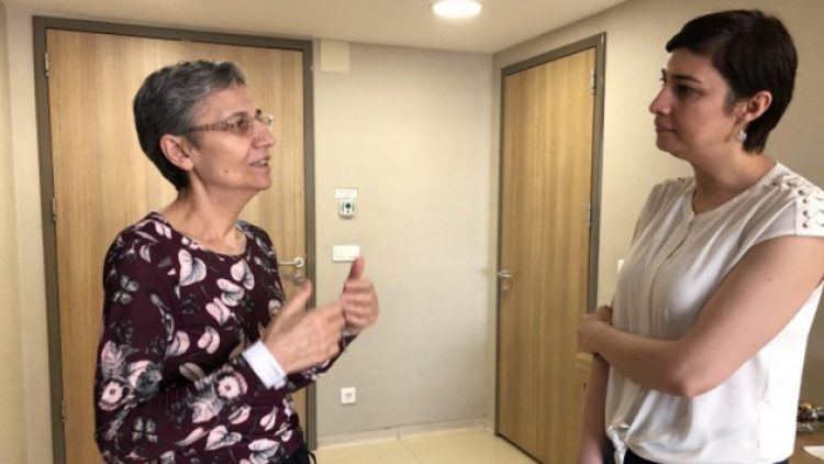 Açlık grevini sonlandıran Leyla Güven taburcu oldu