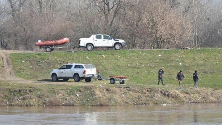 Arnavutluk, bir Türk vatandaşının yönettiği insan kaçakçılığı çetesini çökertti