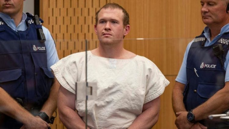 Yeni Zelanda’da 51 kişiyi öldüren Tarrant tüm suçlamaları reddetti