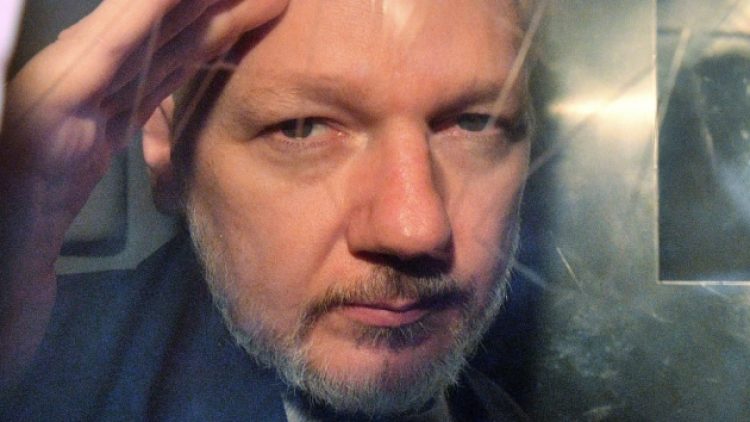 Assange’ın ABD’ye iade davası seneye şubat ayına ertelendi