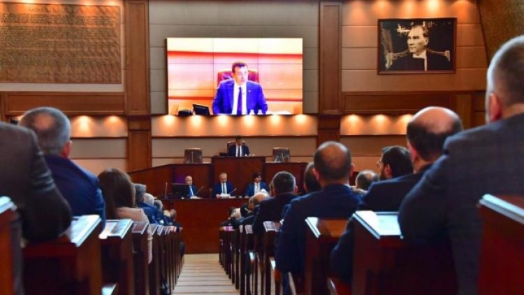 İBB Meclisi’nde İmamoğlu’nun vaatleri bir bir kabul ediliyor