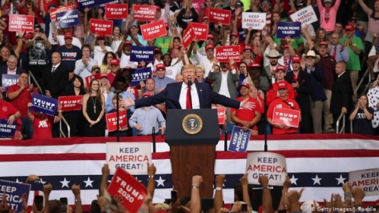 Trump yeniden seçilmek için seçim kampanyasını başlattı