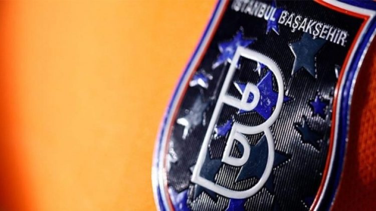 Emmanuel Adebayor’dan Başakşehir’e veda!