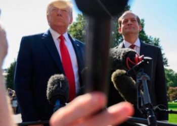 Trump açıkladı: Çalışma Bakanı Acosta istifa etti