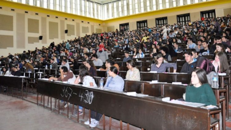 Temel yeterlilik testinde 15 bin aday sıfır çekti