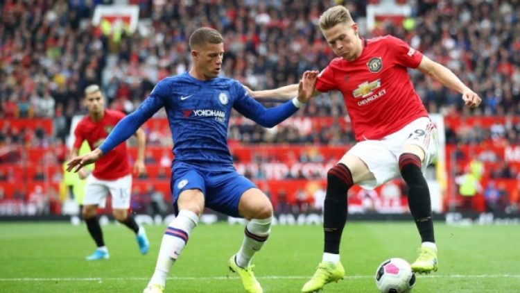 Manchester United’tan Chelsea’ye ağır darbe