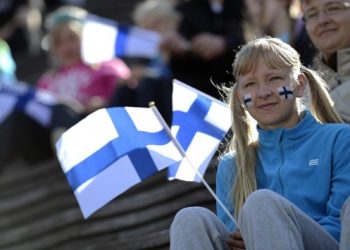 Finlandiya’da çalışanlar, çalışma saatlerinin yarısının yer ve zamanını kendileri seçecek