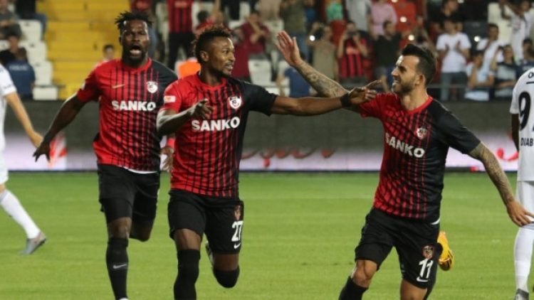 Gazişehir Gaziantep: 3 – Beşiktaş: 2