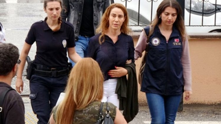 Şarkıcı Saide İnaç’a Cumhurbaşkanına hakaretten hapis