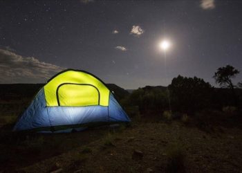 Çadır, düdük, el feneri ve battaniye satışlarına deprem etkisi