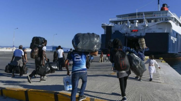 Yunanistan, 10 bin göçmeni Türkiye’ye geri gönderme planını açıkladı