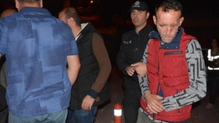 Türkiye’nin yüz nakli ile tanıdığı Recep Sert, silahlı saldırıdan tutuklandı