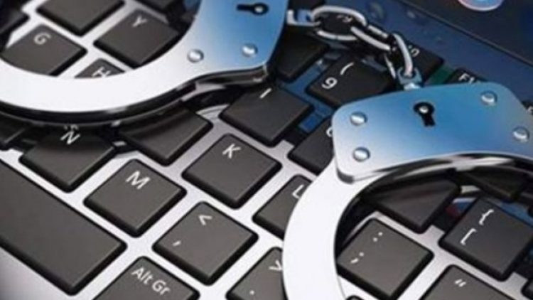 TSK’nin harekatıyla ilgili sosyal medya paylaşımlarına tutuklama furyası