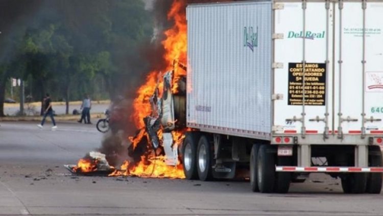 Meksika’da uyuşturucu baronunun oğlu yakalandı, çatışmalar sonrası serbest bırakıldı