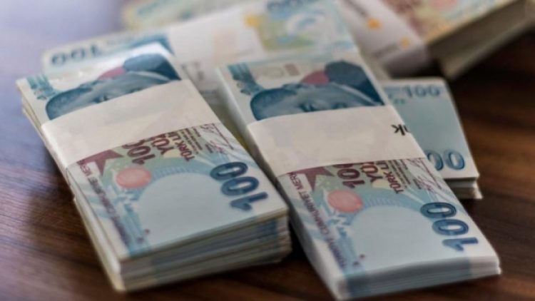 Merkez piyasaya 2 milyar daha sürdü