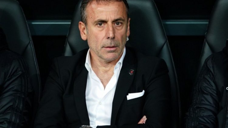 Avcı: Bu taraftarla sonuna kadar yarışın içindeyiz