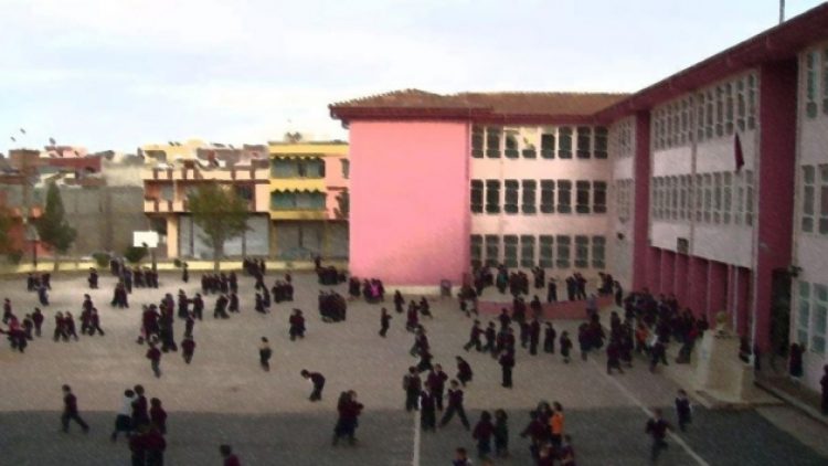 ‘Aksaray’da veliler, otizmli çocukları yuhaladı’