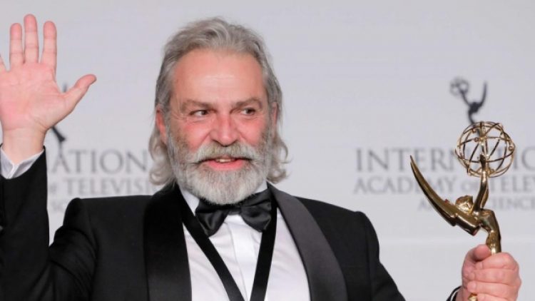 Haluk Bilginer’e Uluslararası Emmy ödülü