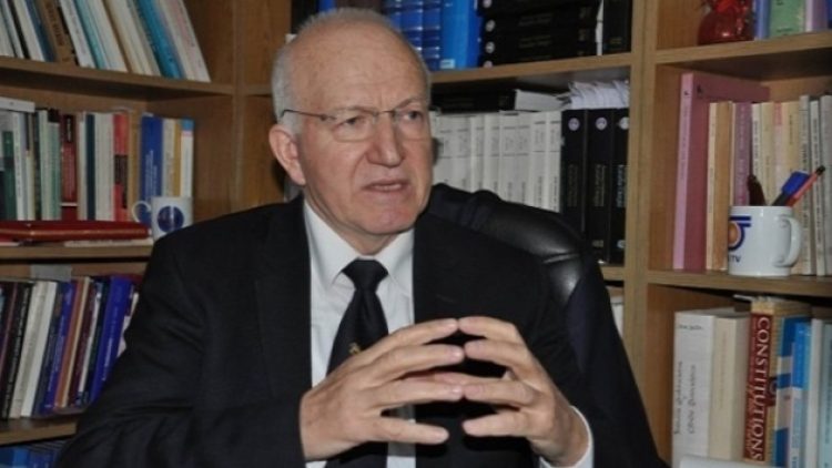 İbrahim Kaboğlu’ya Barış Akademisyenleri davasından beraat