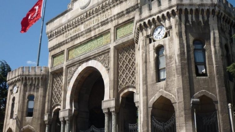 İstanbul Üniversitesi yemekhane kararından geri adım attı