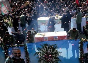 Kasım Süleymani’nin cenazesinde izdiham: Ölü ve yaralılar var