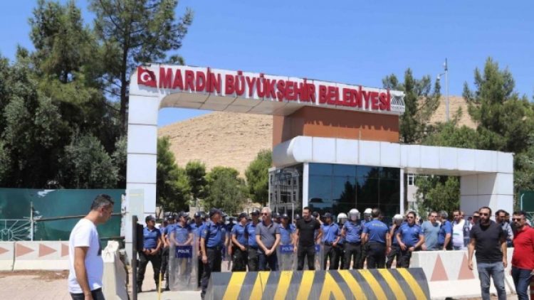 Sayıştay: Kayyım seçimden önce 2 milyon 165 bin liraya araç kiraladı