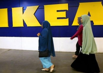 IKEA başörtülü çalışanını böyle savundu