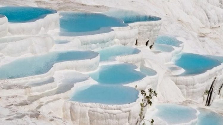 Pamukkale’ye giriş ücreti 80 lira olunca vatandaş isyan etti