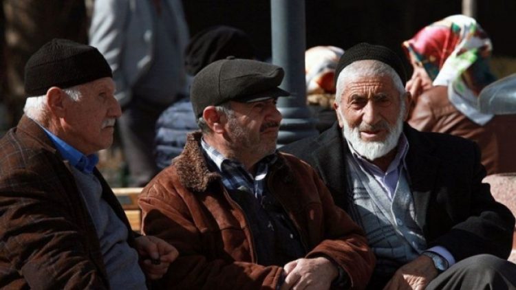 Yeni kaynak arayan Saray, emeklinin belini bükecek!