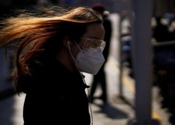 Bilim insanları uyardı: Koronavirüs mutasyona uğradı