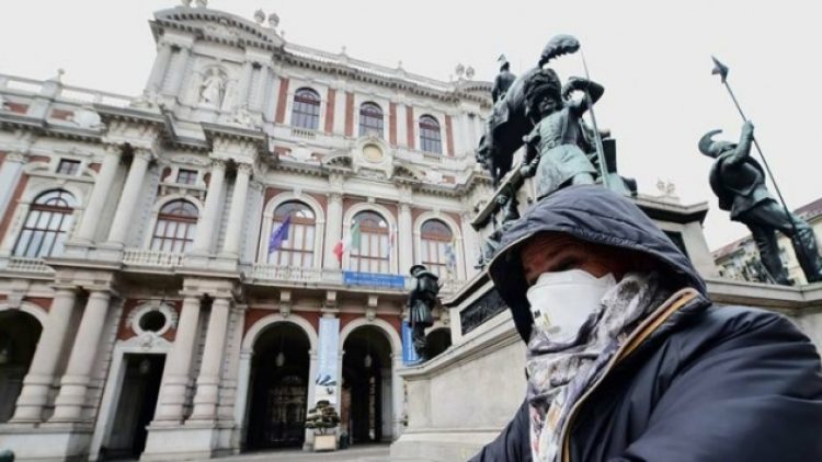 İtalya’da temel hizmetler dışında tüm ticari faaliyetler durduruldu