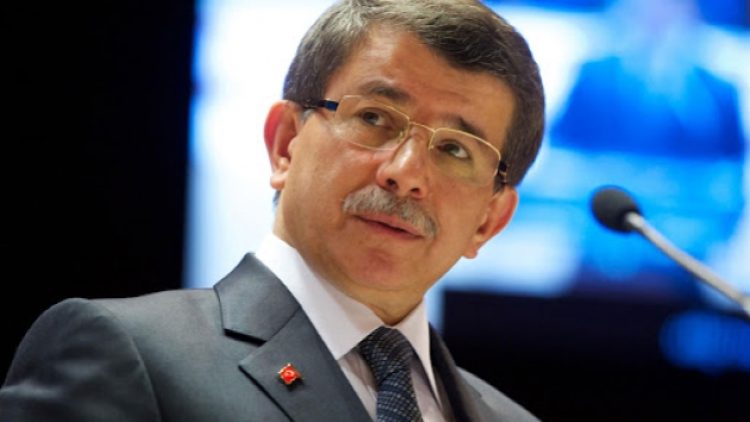 Davutoğlu: KHK ile ihraç edilen sağlık çalışanları, bilim insanları göreve çağrılmalı