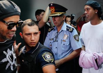 Ronaldinho 1.6 milyon dolar kefaletle cezaevinden çıktı!