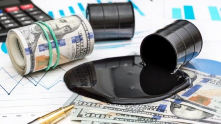 Petrol fiyatları 21 yılın en düşük seviyesine geriledi