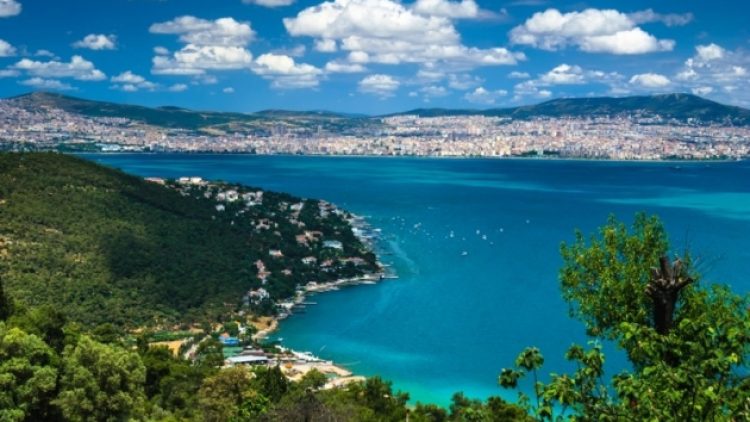 Adalara giriş-çıkışlar bir ay süreyle yasaklandı