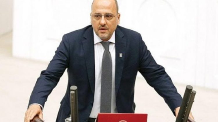 Ahmet Şık HDP’den istifa etti