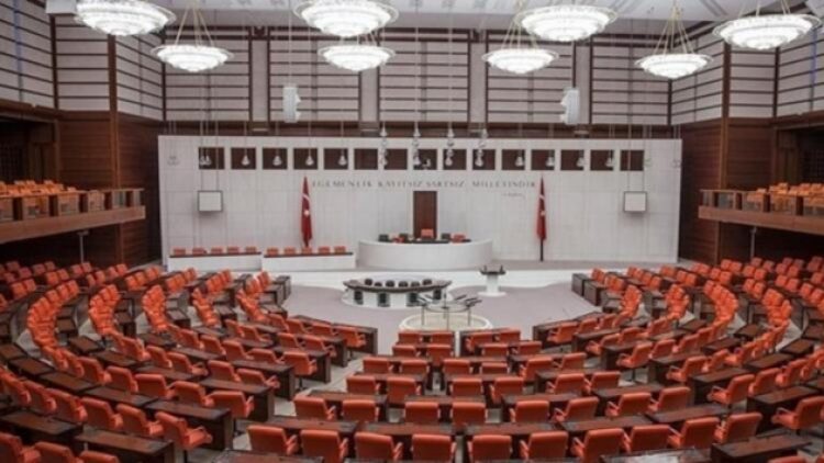 TBMM’nin ilk işi meslek odalarının seçim sistemini değiştirmek olacak