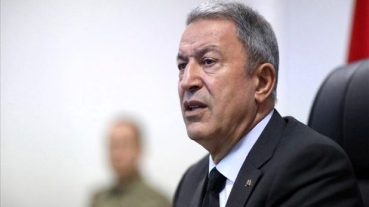 Akar’a soruldu: İntihar eden asker kendine 3 kurşun sıkabilir mi?