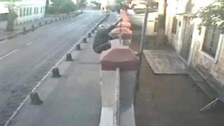 Ermeni Kilisesi’ne saldıran kişi adli kontrolle serbest bırakıldı