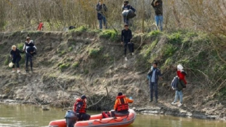 Yunanistan’dan Türkiye kara sınırına 200 kilometrelik bariyer