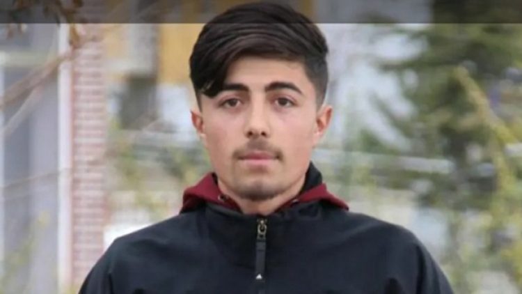 Kürtçe müzik dinlediği için kalbinden bıçaklandı! Valilik: Kürtçe müzik değil ezan yüzünden!