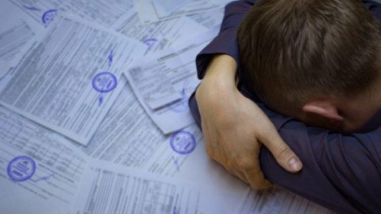 280 bin üniversite mezununa haciz