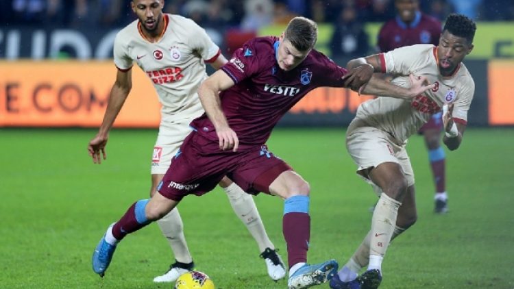 Mustafa Denizli: 73 puana ulaşan takım şampiyon olacak