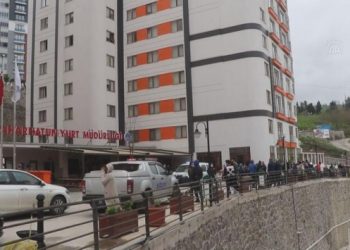 Yurt dışında yaşayan Türk vatandaşlarına Türkiye’de karantina kalktı