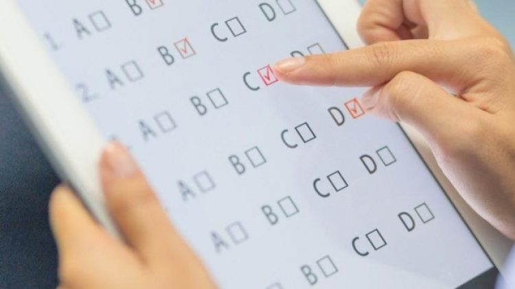 Online sınavda interneti kesilecek öğrencinin sınavı geçersiz sayılacak