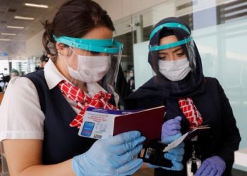 Almanya bir gün sonra Türkiye’den alınan Kovid-19 testlerini kabul etti