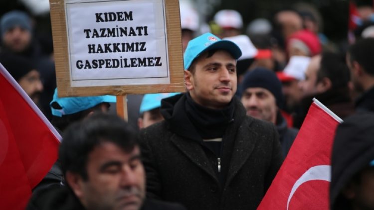 Kıdem fonuna karşı işçiler sesini yükseltiyor